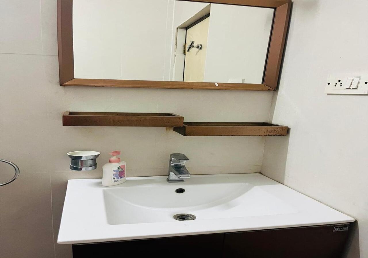 Best Individual Home Stay Near Apollo Jubilee Hills ไฮเดอราบัด ภายนอก รูปภาพ